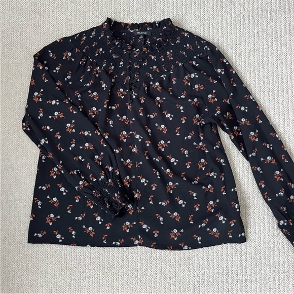 Madewell Smockneck Top in Tossed Floral Size M - Picture 2 of 3